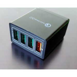 Fast Wall Charger 4 Ports Quick Charge QC 3.0 USB A Black Travel Charger